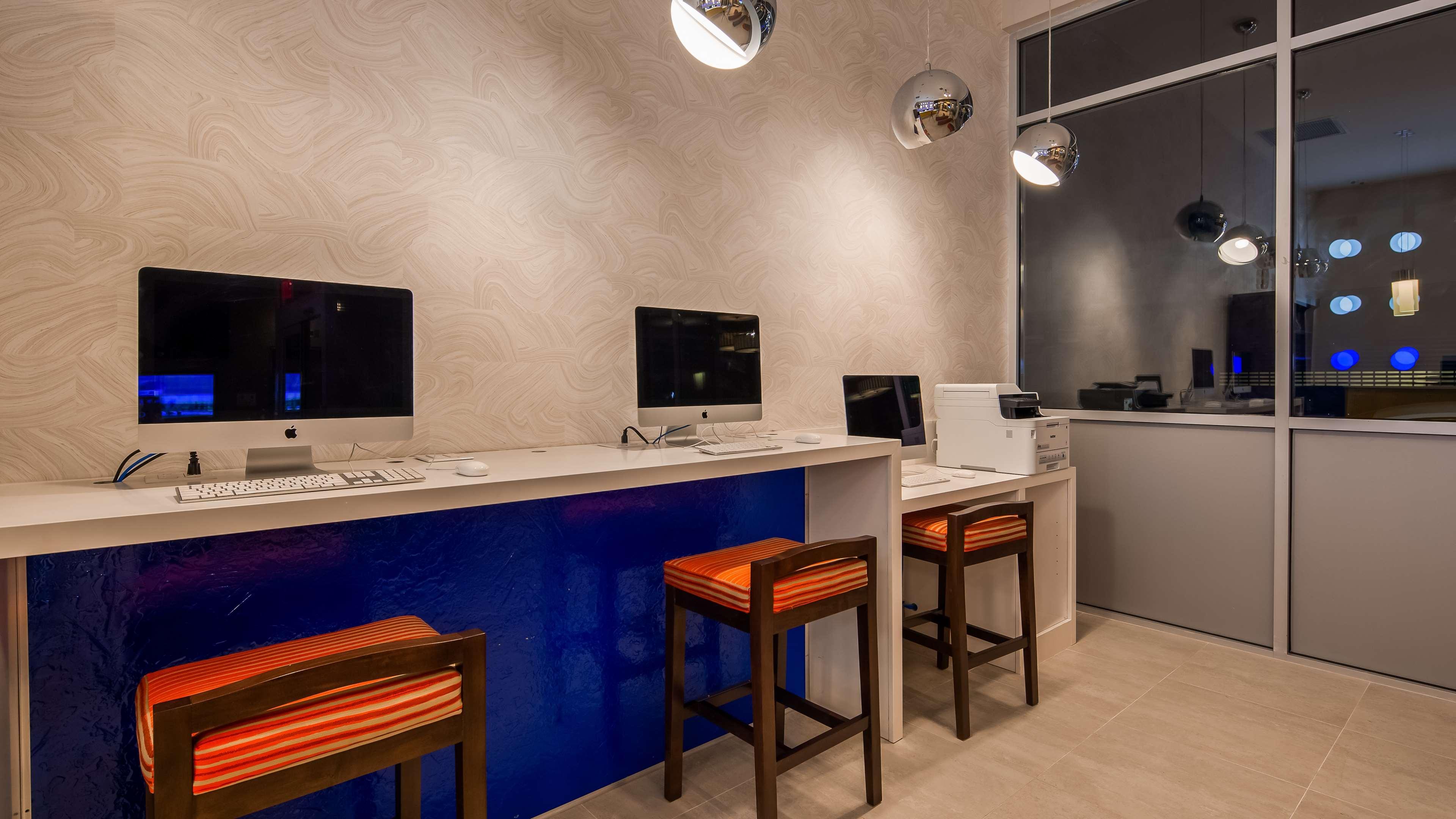 Glo Best Western Brooklyn Nyc Νέα Υόρκη Εξωτερικό φωτογραφία