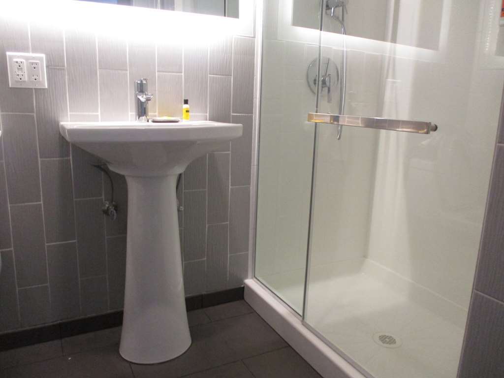 Glo Best Western Brooklyn Nyc Νέα Υόρκη Δωμάτιο φωτογραφία